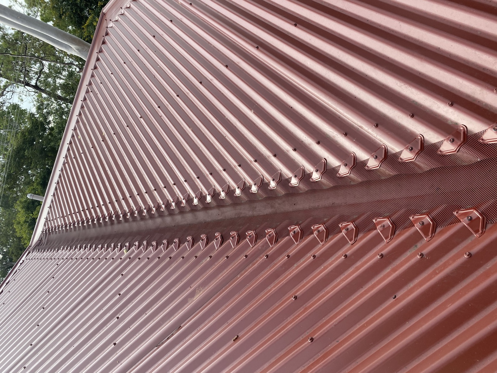 Protected roof valley — Detailed valley installation